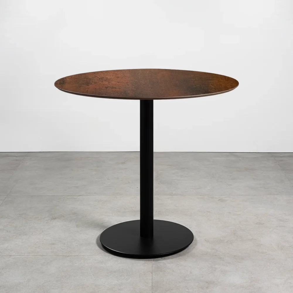 Tavolo con top in HPL ø70 Corten